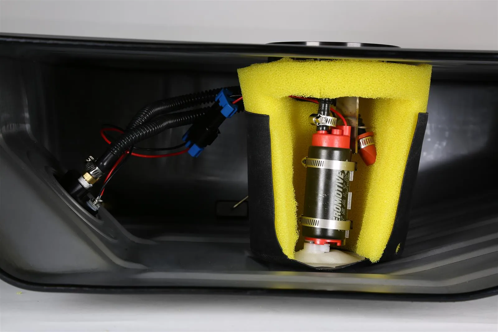 Aeromotive Gen II Stealth Fuel Tanks 18424