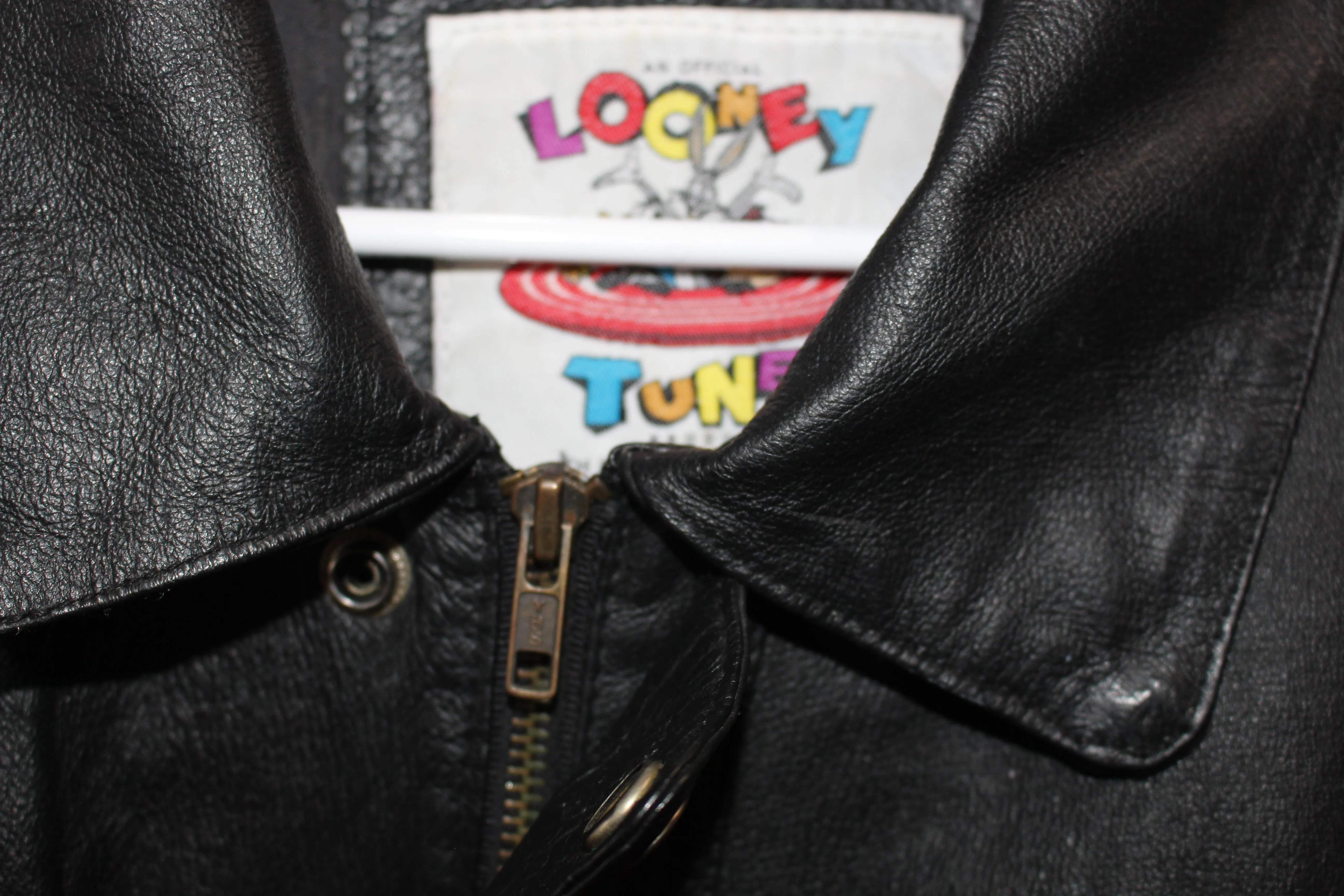 Rare Taz Man Looney Tunes Warner Brother Leather Bomber Jacket (L)