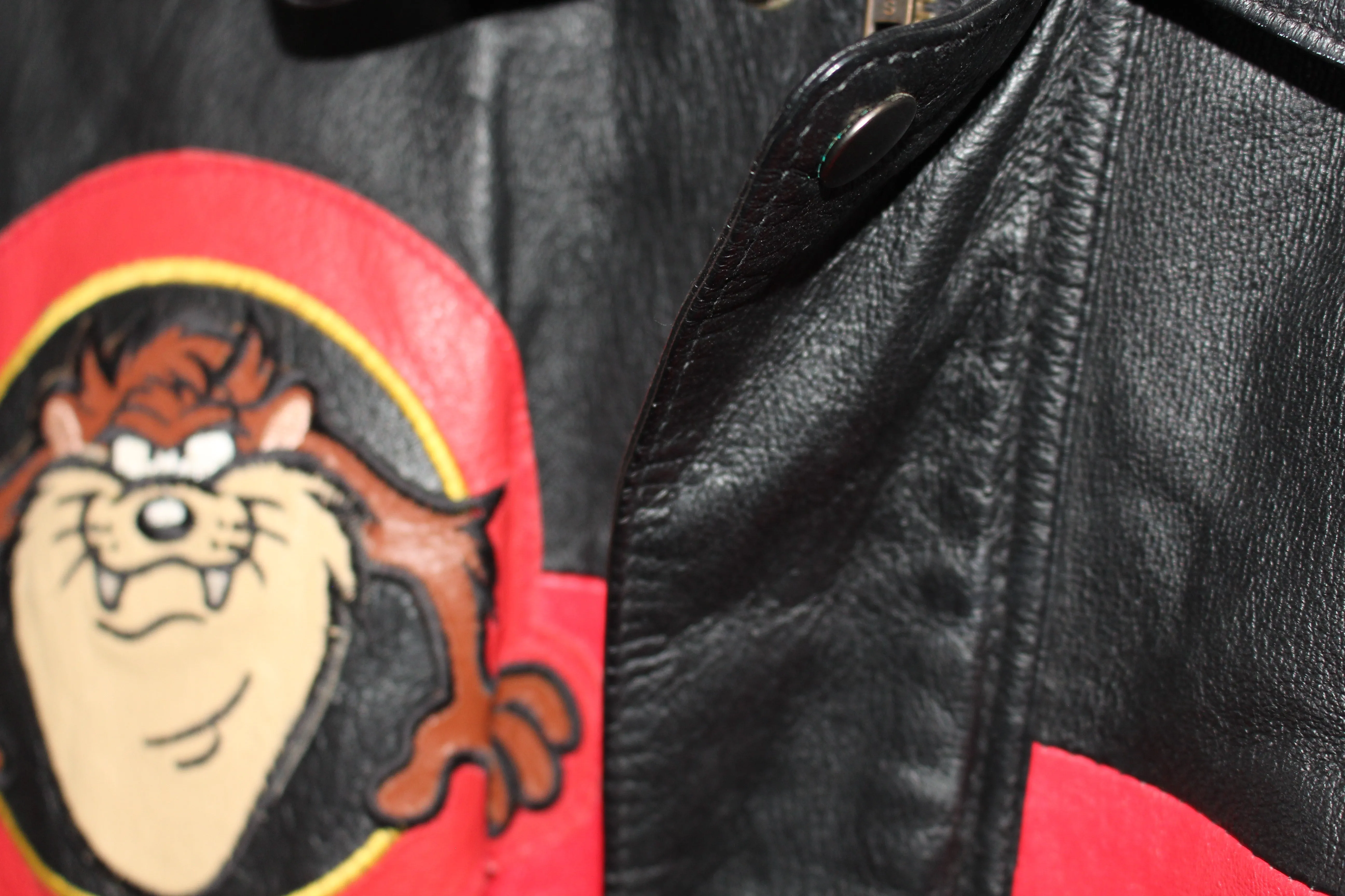 Rare Taz Man Looney Tunes Warner Brother Leather Bomber Jacket (L)