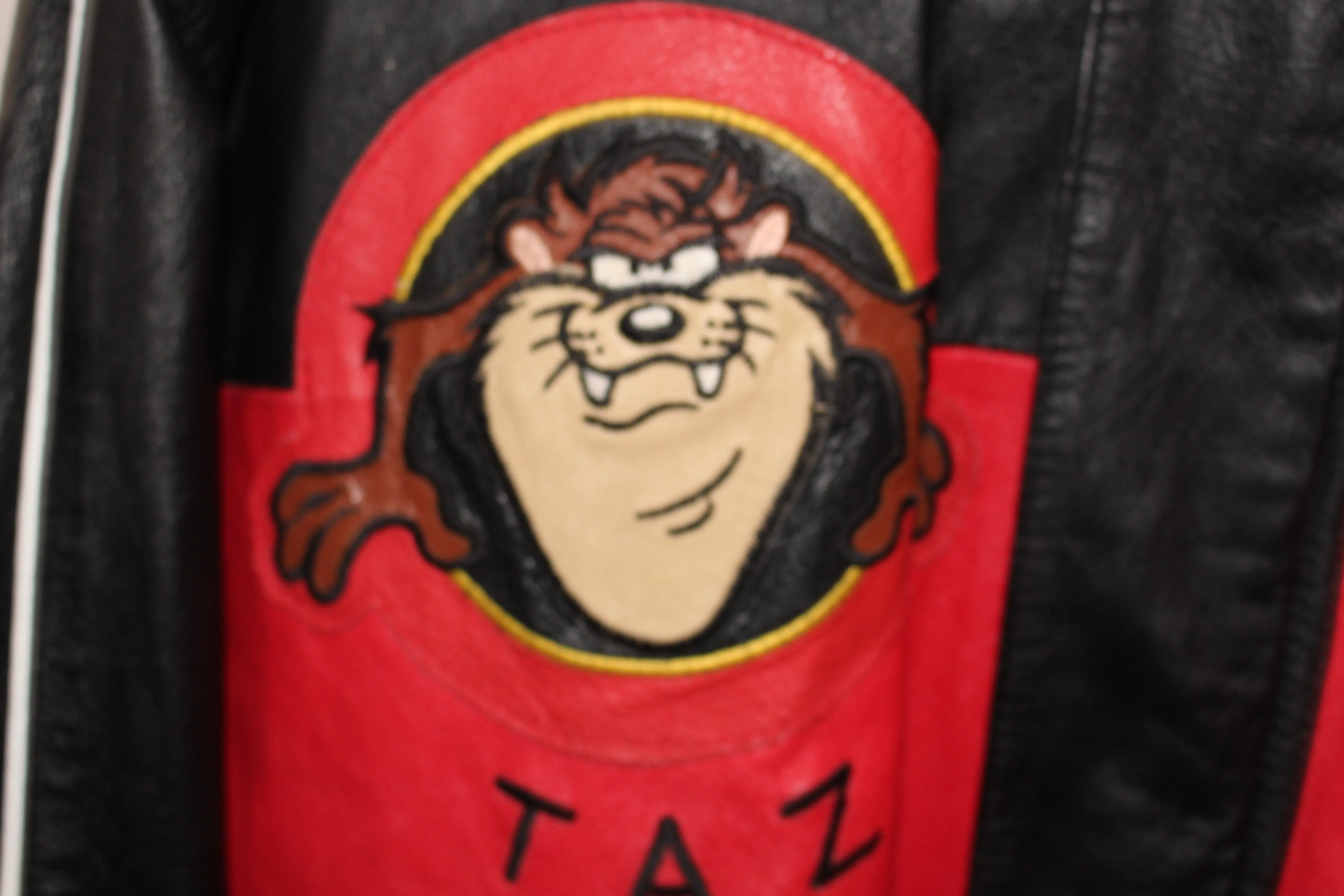 Rare Taz Man Looney Tunes Warner Brother Leather Bomber Jacket (L)