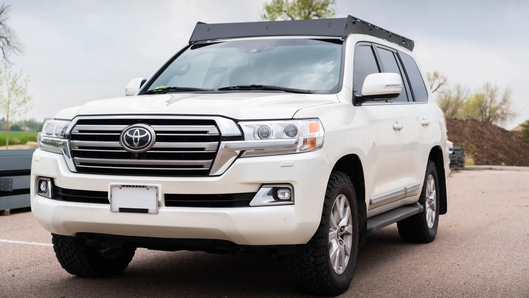 Sherpa Equipment Co - The Blanca (for Land Cruiser 200)